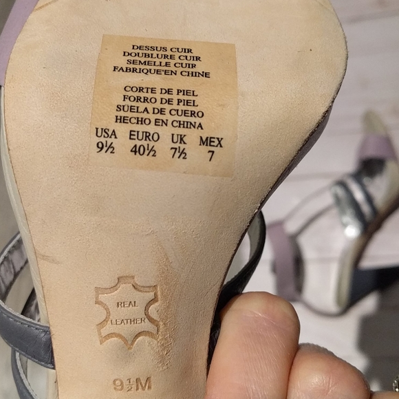 Beautiful sandals by Kenneth Cole 🌸🌸🌸🌸 - Picture 11 of 12